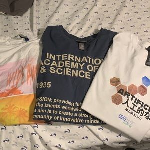 3 Medium H&M Short Sleeve Shirts